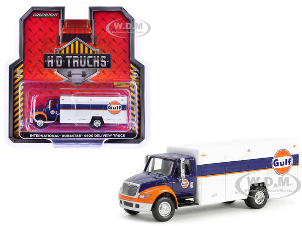 International Durastar 4400 Delivery Truck \