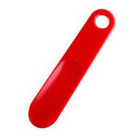 The short-handled shoe pull is small and compact, a perfect tool for carrying and putting on shoes. It is portable and suitab...
