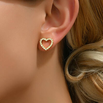 Elegant and Versatile Heart Brass Stud Earrings