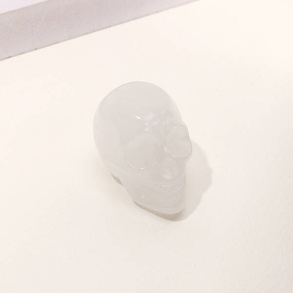 Natural Quartz Crystal Skull Figurine Display Decorations