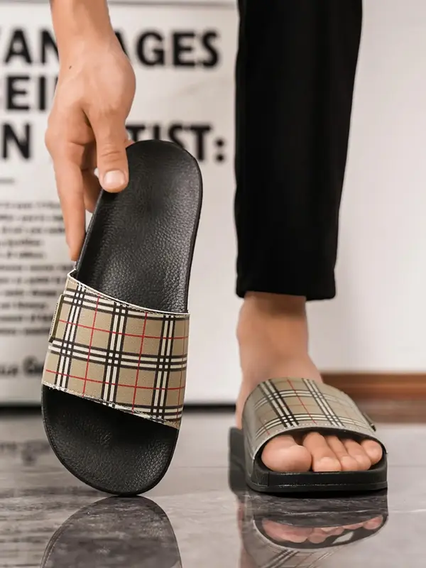 Men's Fashionable Checkerboard Pattern Slides, Casual Comfortable Flat Slippers for Indoor Outdoor Wear, Trendy All-match Sli...