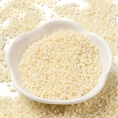 Cylinder Seed Beads