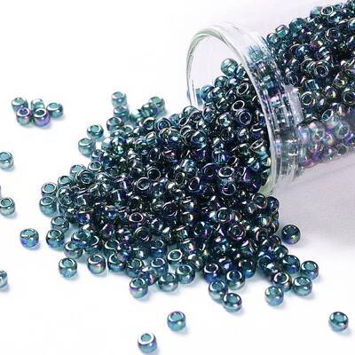 TOHO Round Seed Beads