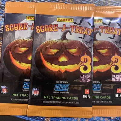 MINI Supplement Break Score-A-Treat Panini Pack