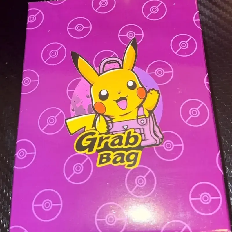 Pokemon TCG box