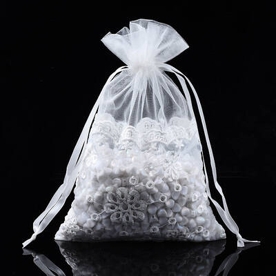 Acrylic Fibres Drawstring Gift Bags