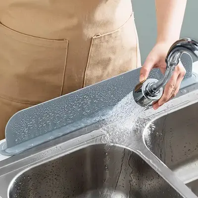 Silicone Sink Splash Guard – Non-Slip Water Barrier with Suction Cups for Kitchen Sinks, Dishwashing & Countertops – Prev...