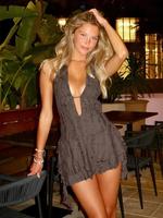 Women's Plain Ruched Halter Dress, Street Fashion Casual Sleeveless Dress for Daily Outdoor Wear, Ladies Dress for Summer, Wo...