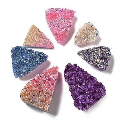 Electroplate Natural Quartz Crystal Triangle Display Decorations