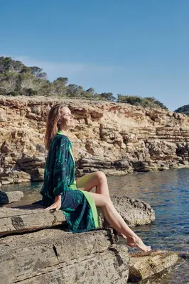 Love Hero Printed Kimono in Green Swirl | Size: OS