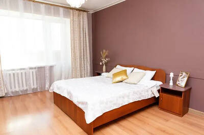 Dekabrist apartment on Petrovsko-Zavodskaya 25