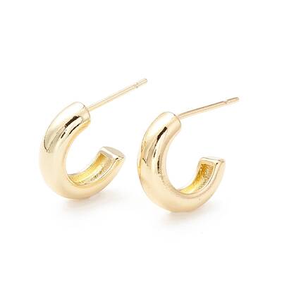 Chunky C-shape Stud Earrings