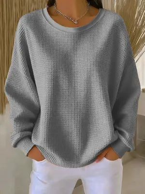 Nova - Classic Sweater