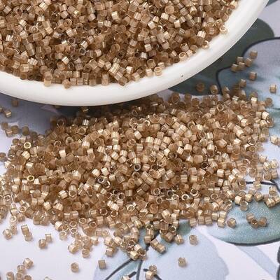 MIYUKI Delica Beads