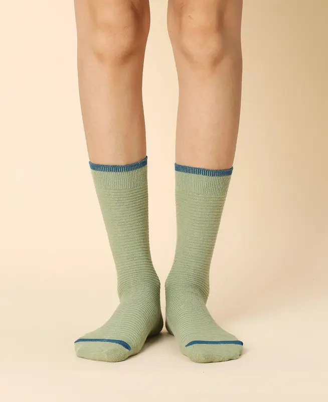 Women's Solid Frosty Green Sock