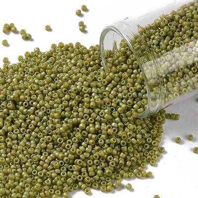 TOHO Round Seed Beads