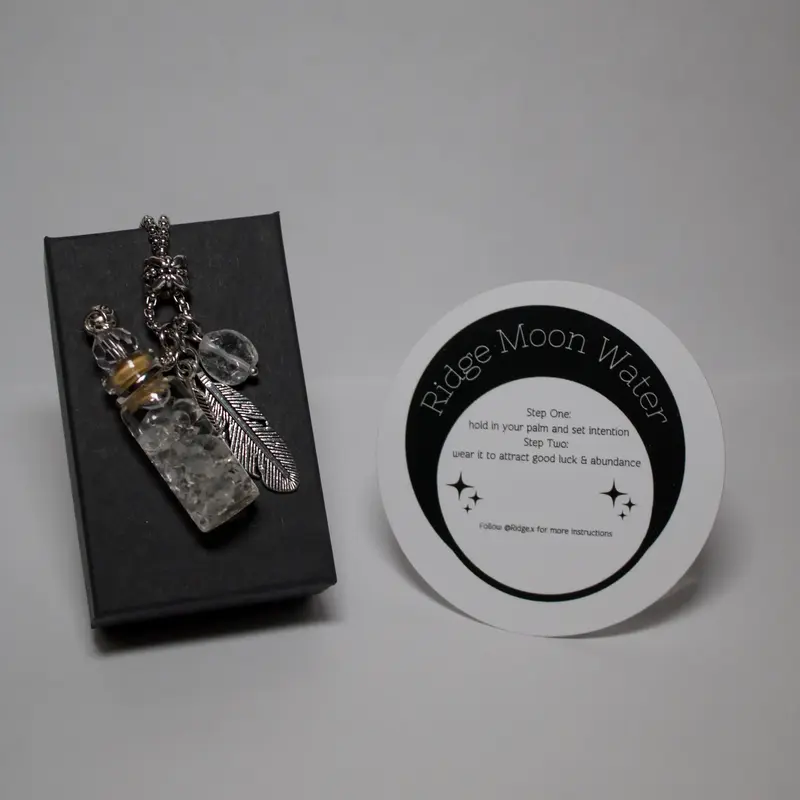 2.0 Quartz Moon Water Necklace