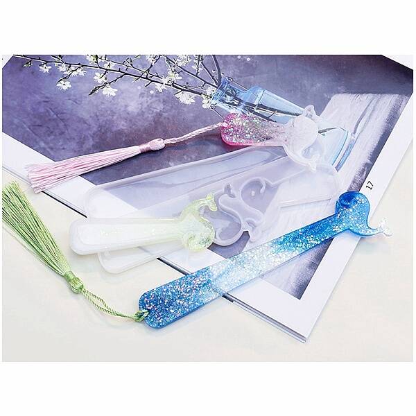 DIY Silicone Bookmark Molds