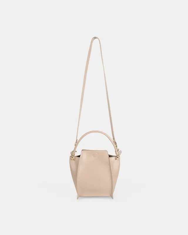 ?? Mini Pine Corn Leather Bag | Color: Smoke