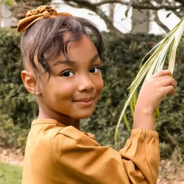 Bow Scrunchie | Color: Soft Olive Corduroy
