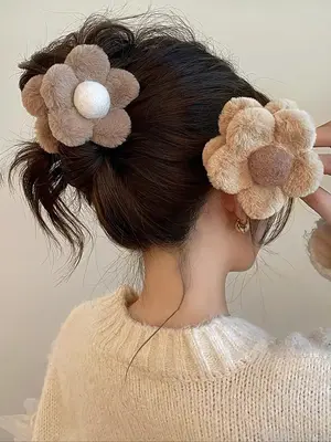 2pcs Cute Plush Flower Design Hair Claw Clip, Fluffy Hair Claws, Fashionable Easy Grasping Hair Accessories for Women & Girls...