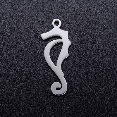 Tarnish Resistant 201 Stainless Steel Hollow Pendants