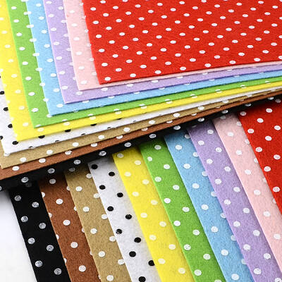 Polka Dot Pattern Printed Non Woven Fabric Embroidery Needle Felt for DIY Crafts