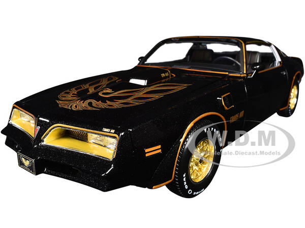 1978 Pontiac Firebird Trans Am Black Metallic with Hood Graphics Special Edition Series 1/18 Diecast Model Car by Maisto