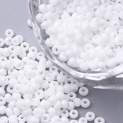 8/0 Grade A Round Glass Seed Beads