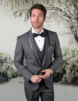 Men's 4 Piece Suit with Tone on Tone Lining Stylish & Professional