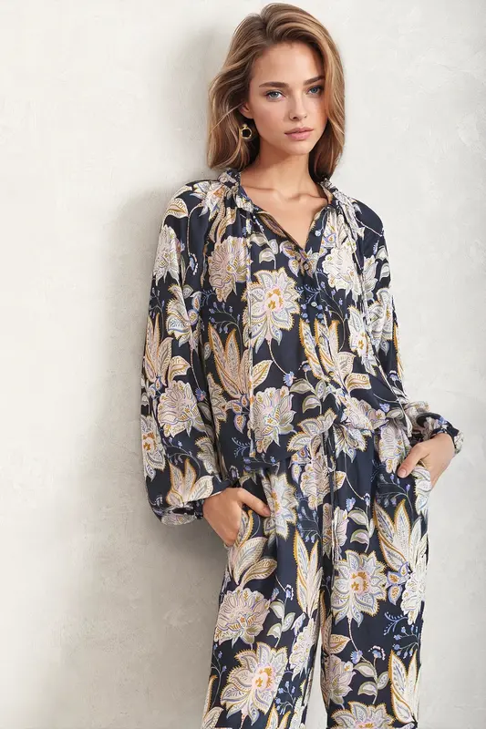 SUNDOWN TOP