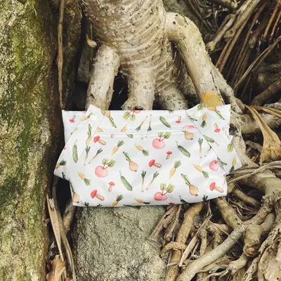 Little Essentials Pouch | Color: Farmers Market