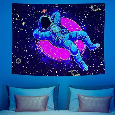 Astronaut Pattern Tapestry, 1 Count Fluorescent Wall Hanging Tapestry, Decorative Tapestry for Home Living Room Bedroom, Tape...