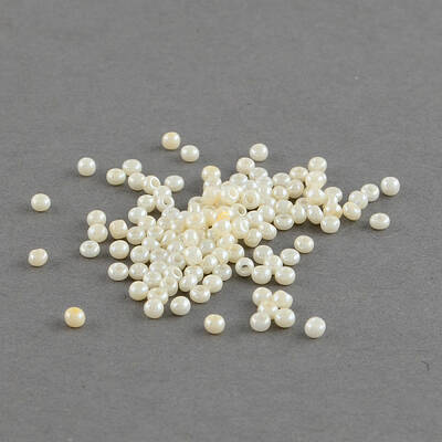 12/0 Grade A Round Glass Seed Beads