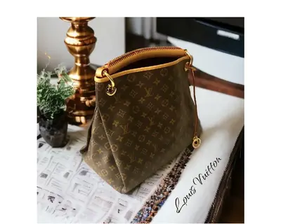 Pre-owned Louis Vuitton Canvas Tote Bags Monogram Artsy MM Hobo Bag