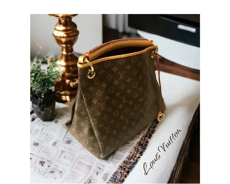 Pre-owned Louis Vuitton Canvas Tote Bags Monogram Artsy MM Hobo Bag