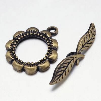 Brushed Brass Toggle Clasps