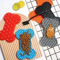 Silicone Dog Lick Mat, 1 Count Bone Shaped Pet Feeding Mat, Pet Feeding Supplies, Dog & Cat Accessories, Birthday Holiday Gif...