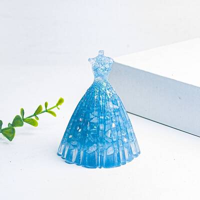 Resin Wedding Dress Display Decoration