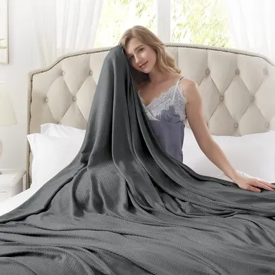 Cooling Blankets, Cooling Blankets Absorbs Body Heat to Keep Cool on Warm Night, Ultra-Cool Lightweight Blanket