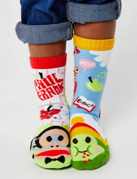KIDS JULIUS & SAM NO SLIP SOCKS | Size: KIDS SMALL