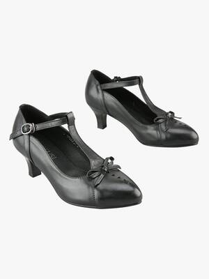 Women‘s Pointed-toe Leather Shoes
