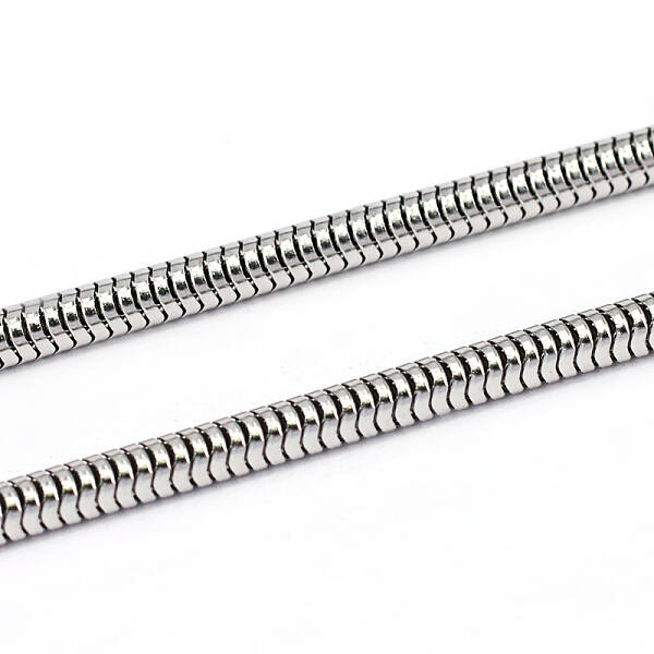 Tarnish Resistant 304 Stainless Steel Round Snake Chains
