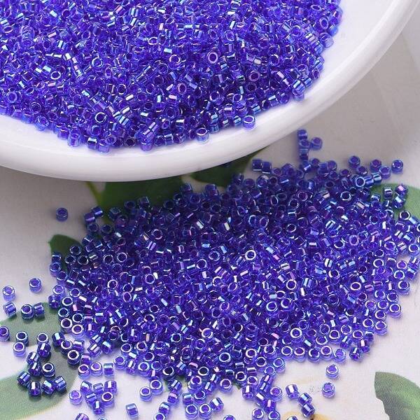 MIYUKI Delica Beads