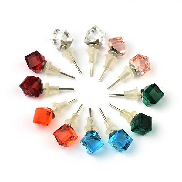 Shiny Glass Rhinestone Stud Earrings