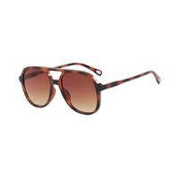 Fashionably Matched Sunglasses with Retro Design, Modifying Face Shape, Lightweight and Comfortable for Street Photography - ...