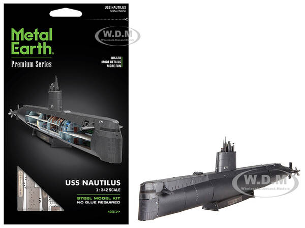 Model Kit USS Nautilus (SSN-571) Submarine \