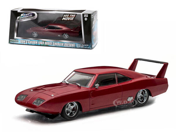 Doms 1969 Dodge Charger Daytona Maroon \