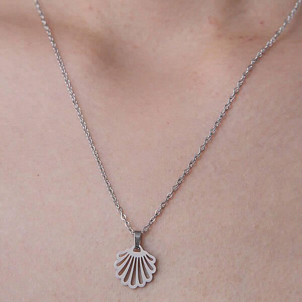 Non-Tarnish 201 Stainless Steel Hollow Shell Pendant Necklace