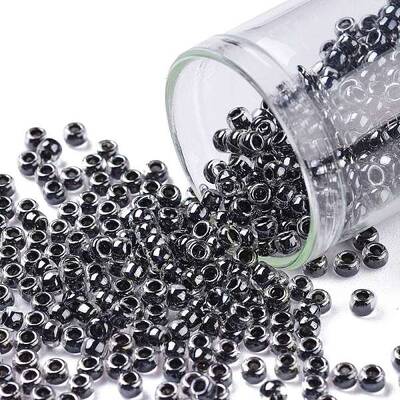 TOHO Round Seed Beads